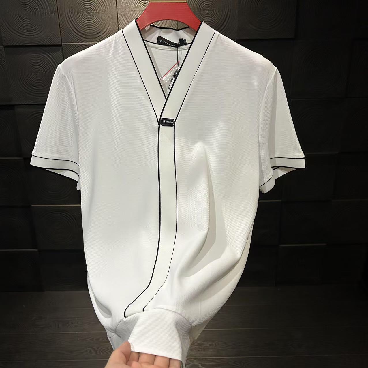 N0613 Men's V-neck T-shirt