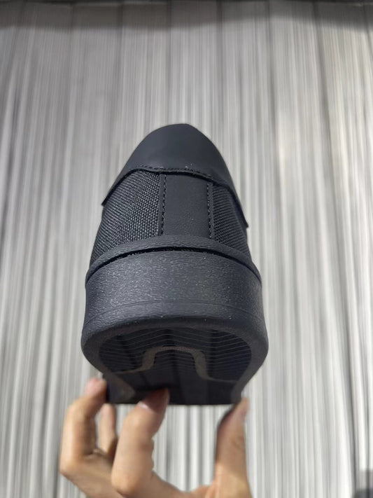 Men's shell toe sneakers