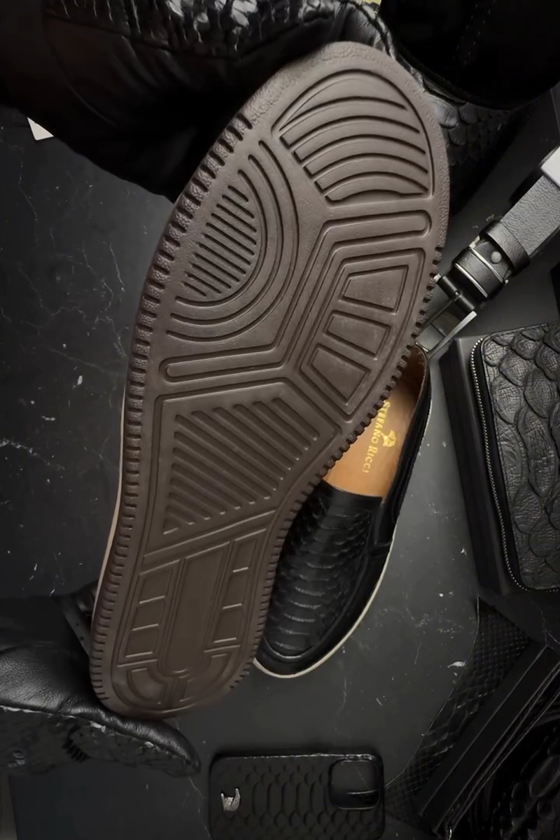 N111904 Crocodile Pattern Business Casual Leather Shoes