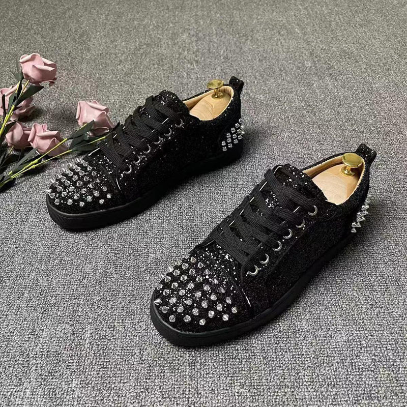 N0520 Handsome shiny rivet casual shoes