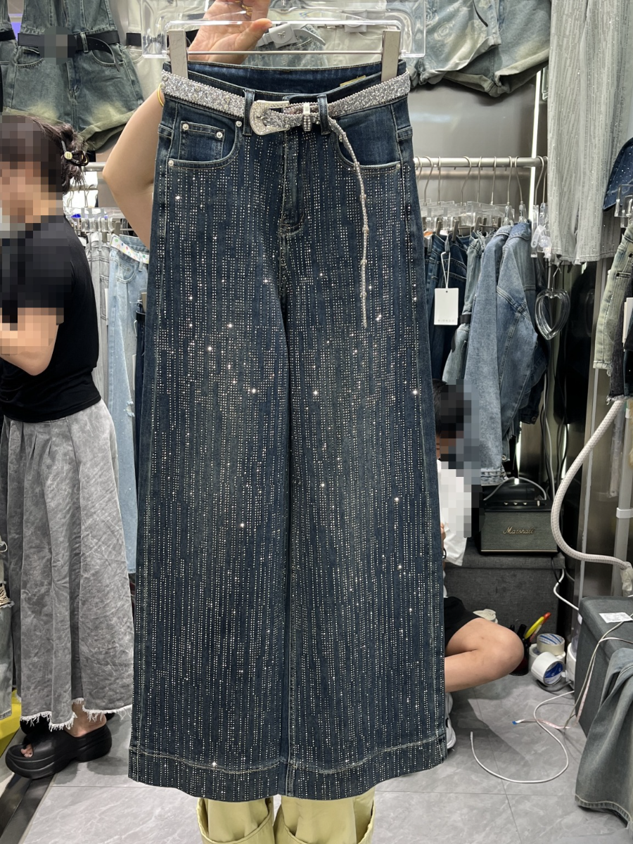 N101701 Rhinestone jeans