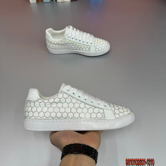 Men's rhinestoned low-top sneakers