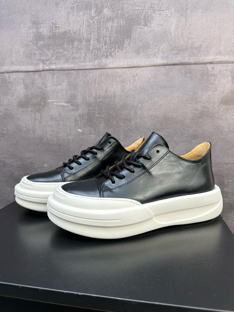 Men's high-end genuine leather sneakers