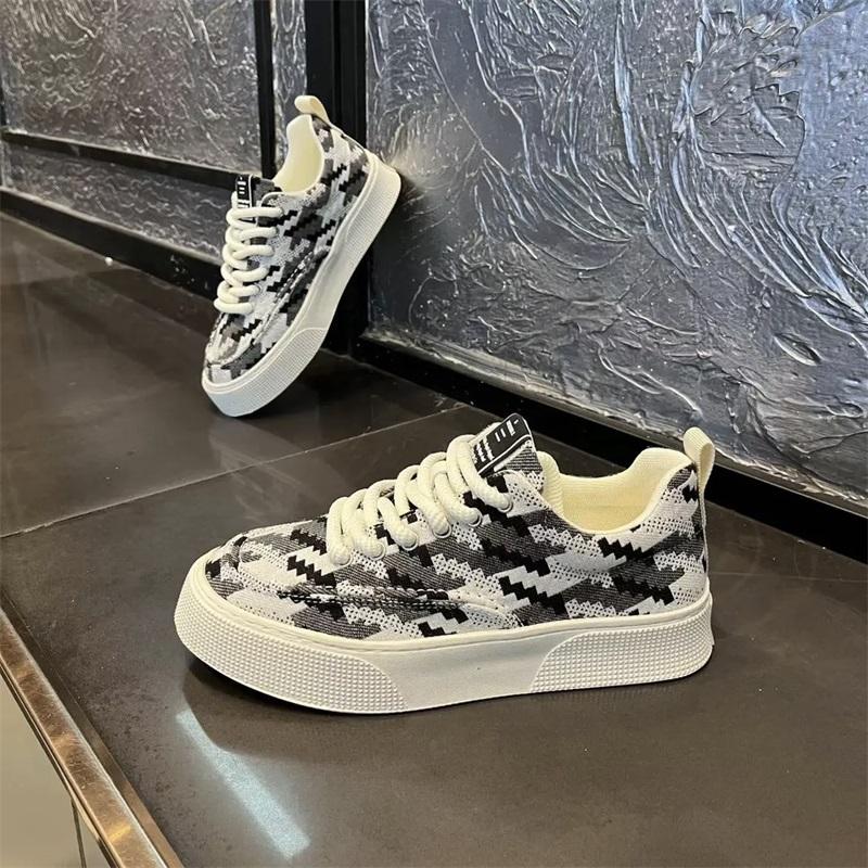 Men's printed sneakers