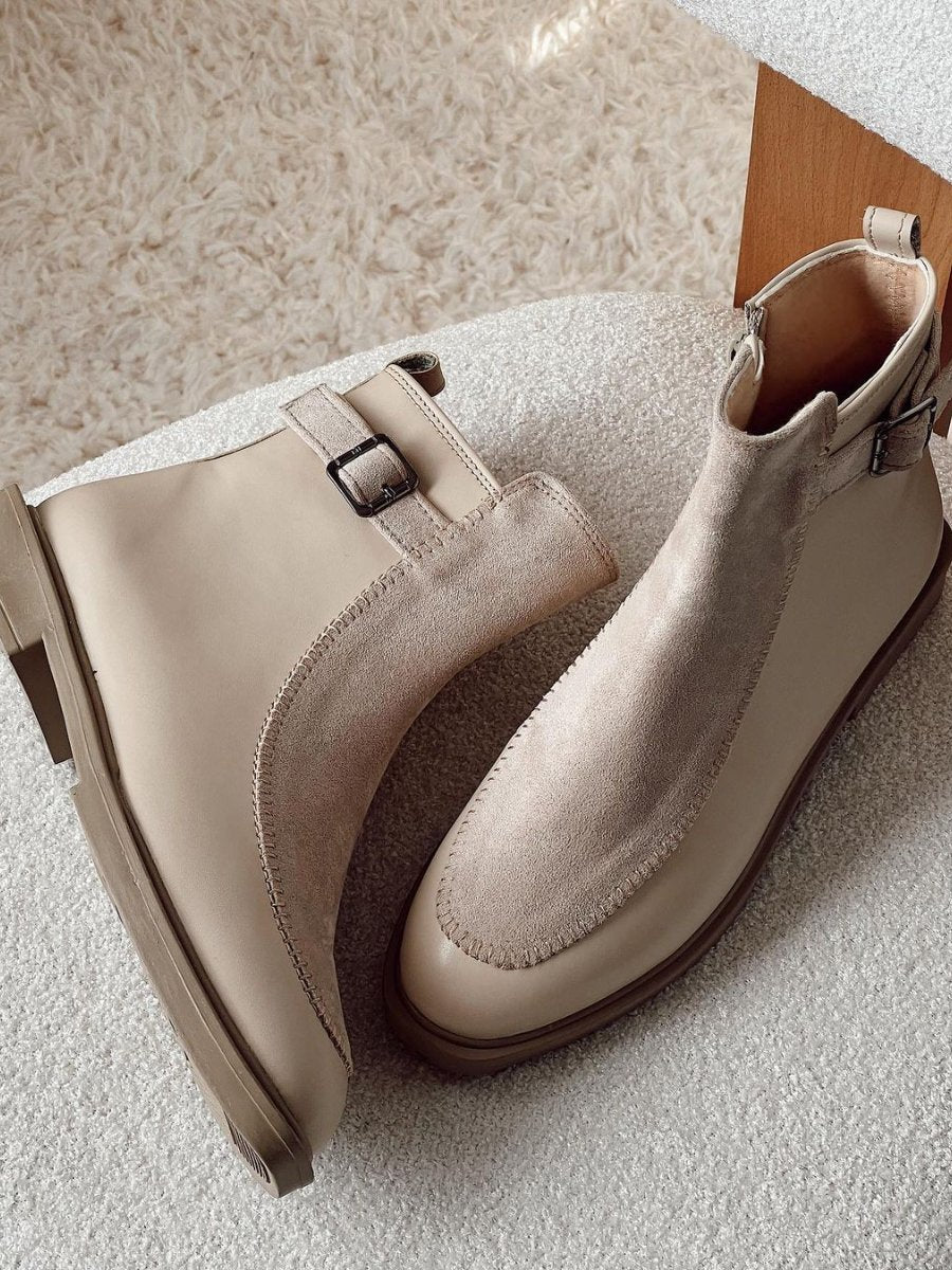 All-Match Cigarette Chelsea Boots