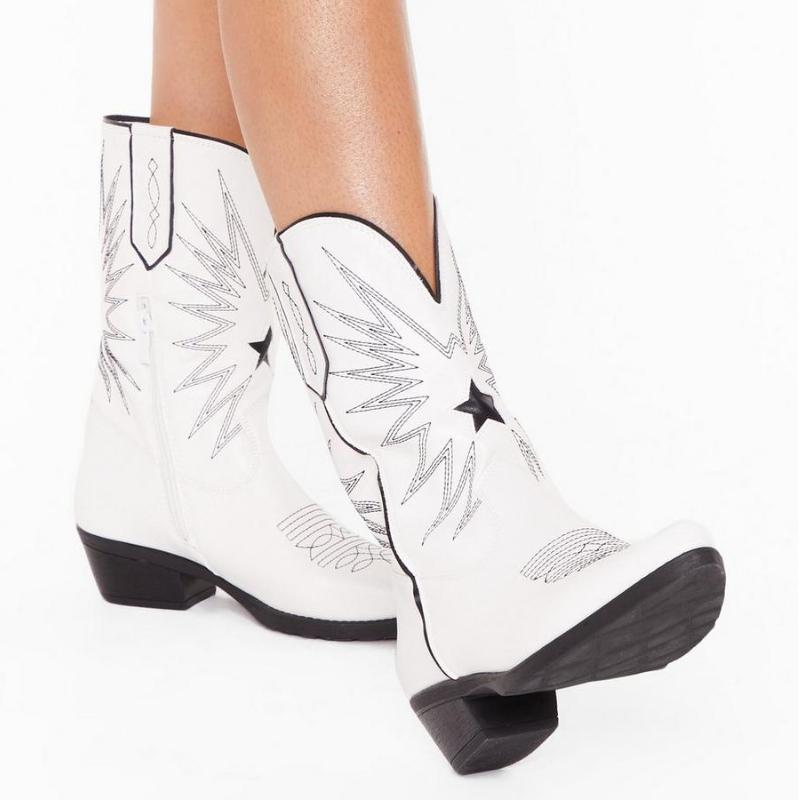 Embroidered Western Cowboy Boots